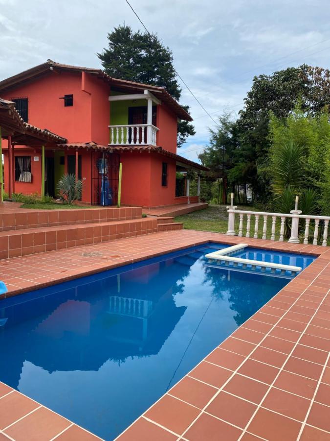 Finca Hotel La Bonita Гуатапе Экстерьер фото