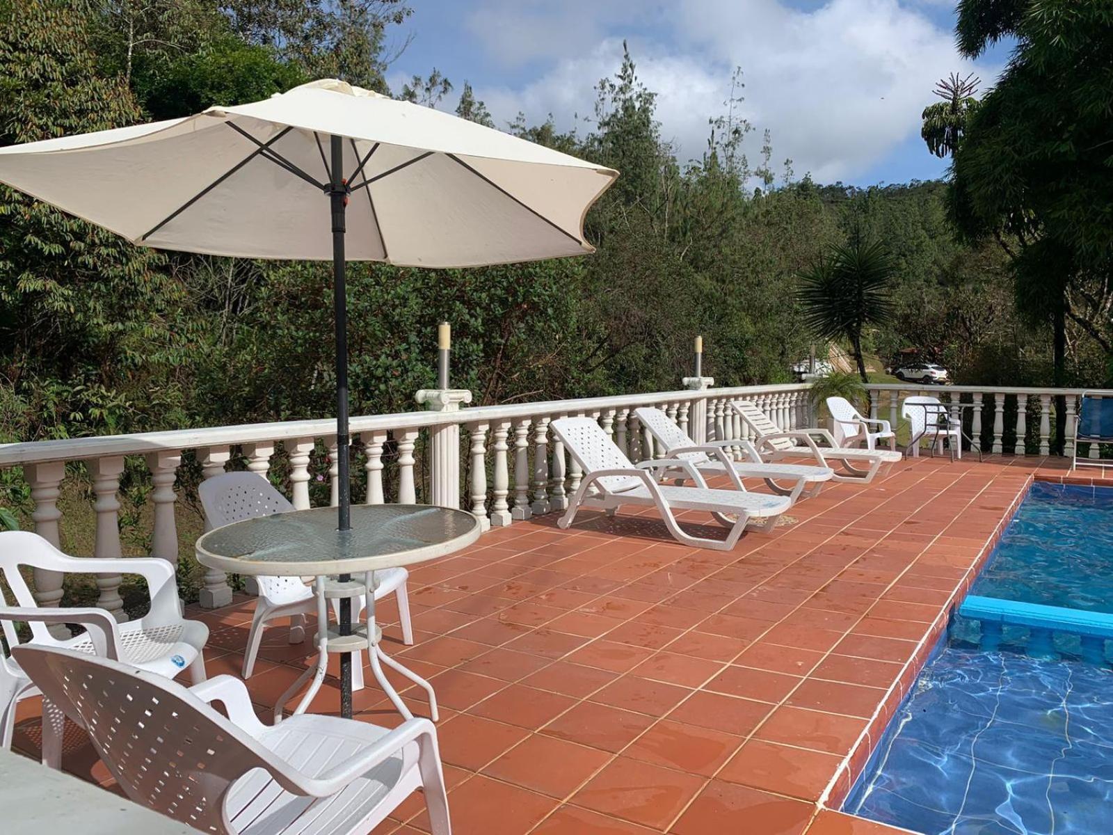 Finca Hotel La Bonita Гуатапе Экстерьер фото